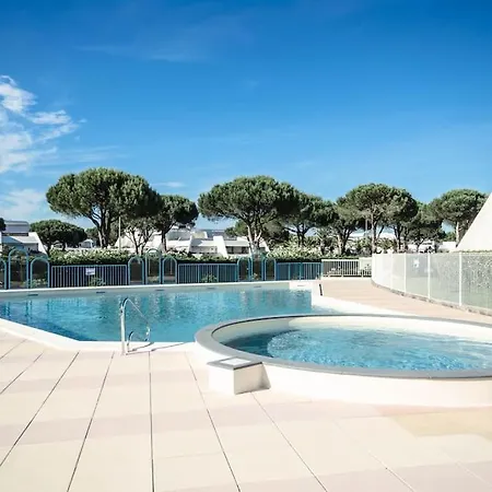 Chez Adeline - Confortable Appartement Avec Piscine Et Parking La Grande-Motte Exterior foto