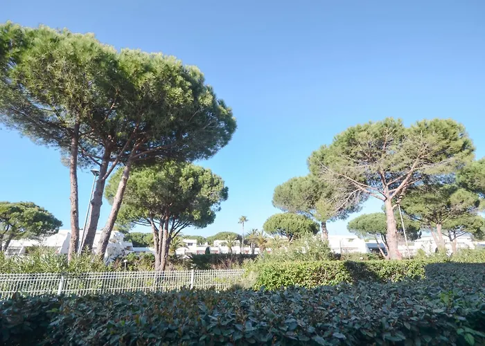 Chez Adeline - Confortable Appartement Avec Piscine Et Parking
