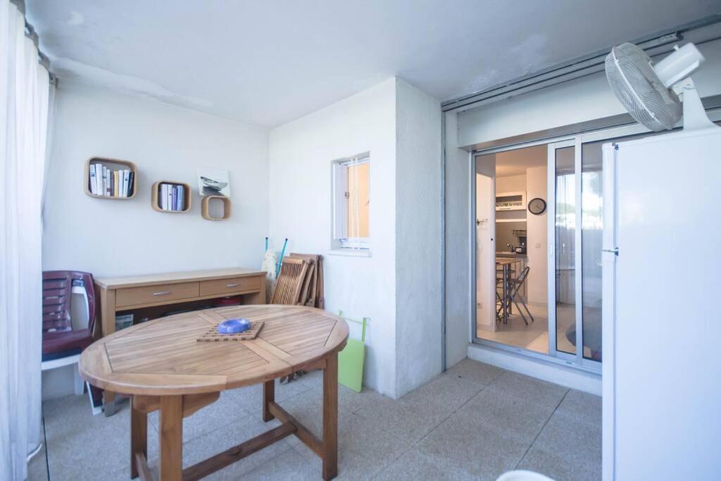 Apartment Chez Adeline - Confortable Avec Piscine Et Parking