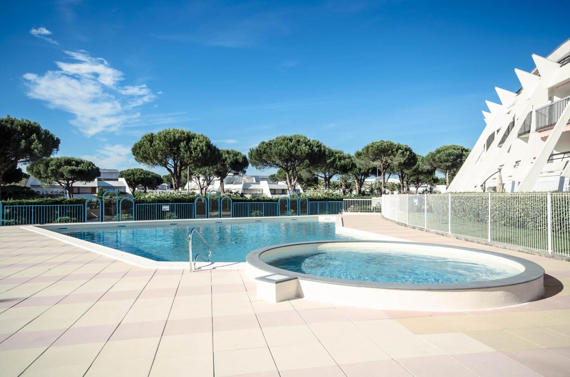 Apartment Chez Adeline - Confortable Avec Piscine Et Parking La Grande-Motte