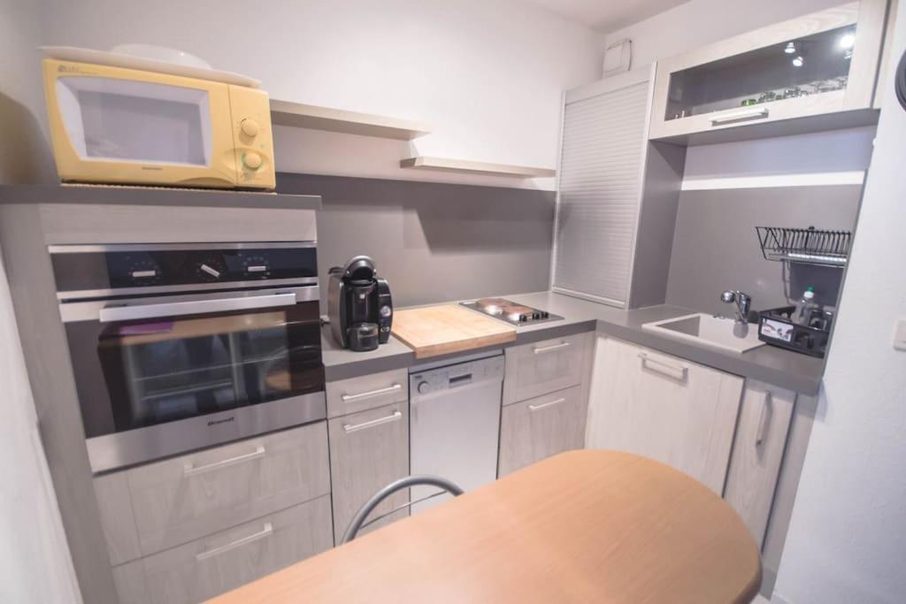 Chez Adeline - Confortable Avec Piscine Et Parking *